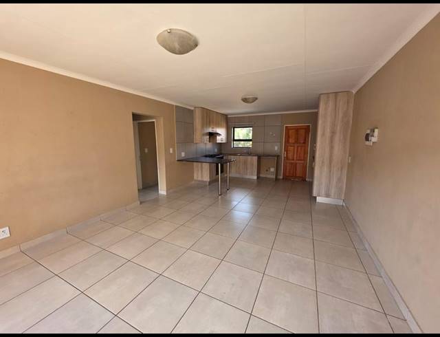 2 BEDROOM PROPERTY TO RENT IN BRENTWOOD PARK